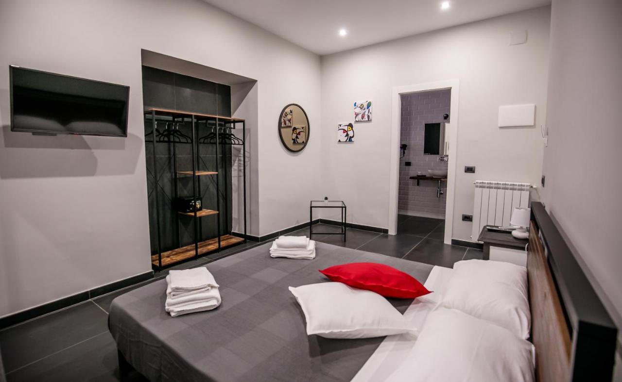 Medusa Cilea Guest House نابولي المظهر الخارجي الصورة