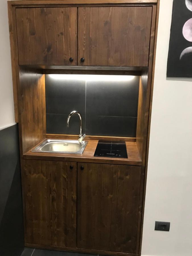 Medusa Cilea Guest House نابولي المظهر الخارجي الصورة